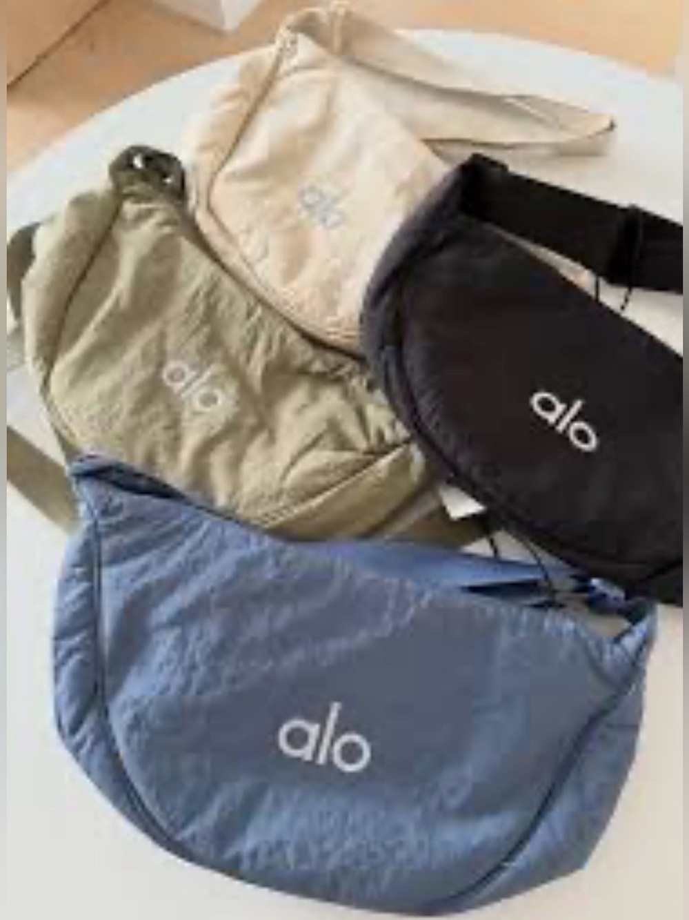 Alo Logo Crossbody Sling Bag - army Green